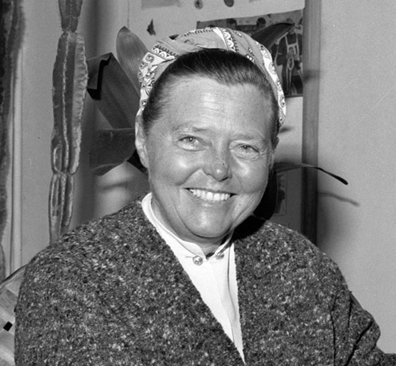 Charlotte Perriand designer architecte portrait