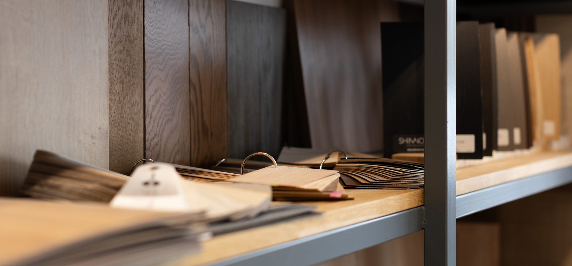 Matériauthèque Manufactura : échantillons de bois et finitions