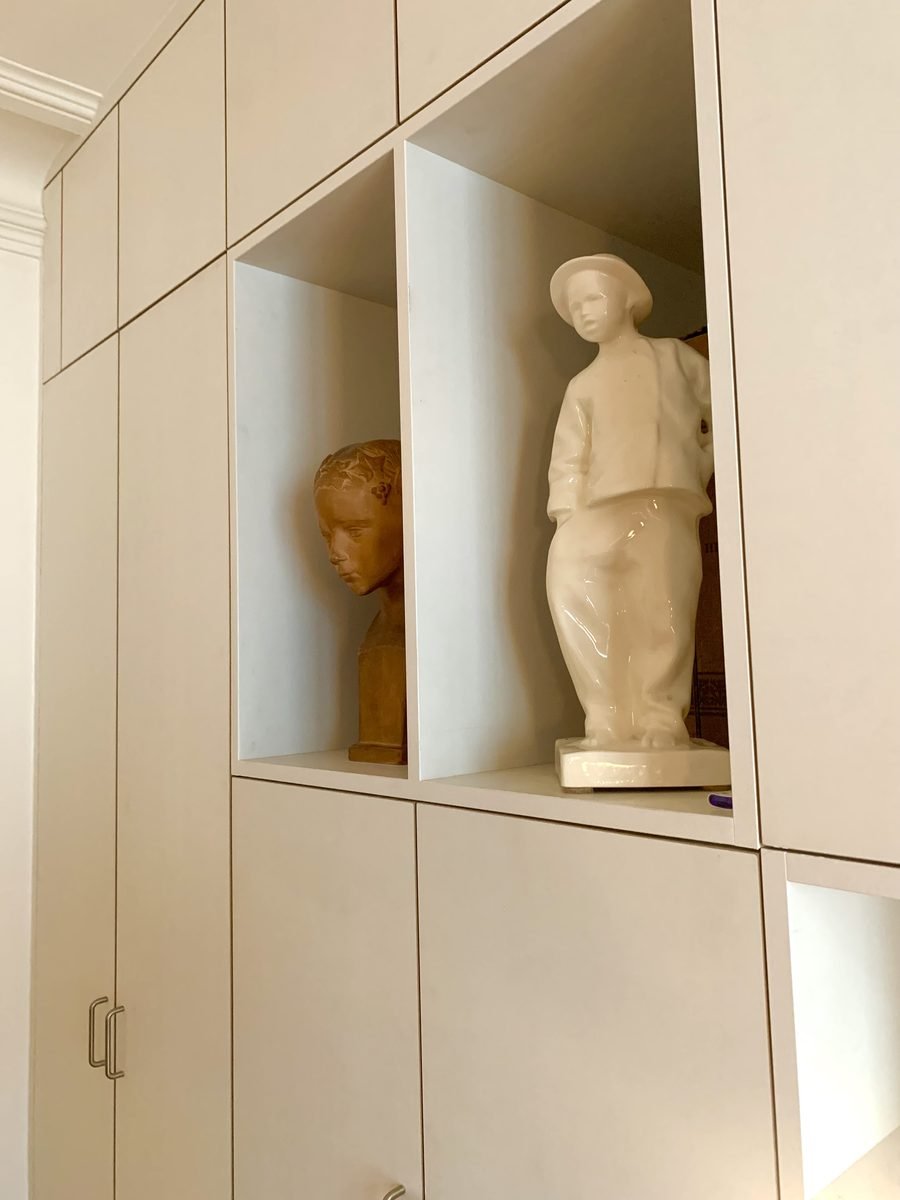 Niches décoratives éclairées intégrées au meuble sur mesure, Paris 15e